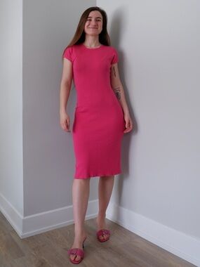 Ca Va De Soi Hot Pink Midi T-Shirt Dress - S